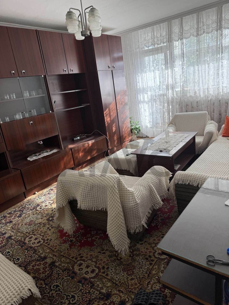 Продава 2-СТАЕН, град Пловдив, Гагарин • 139000 € / 271860.37 лв. • 85204535 1 — Holmes.bg Продава 2-СТАЕН, град Пловдив, Гагарин • 139000 € / 271860.37 лв. • 85204535 1