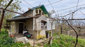 Продава Къща, град Търговище