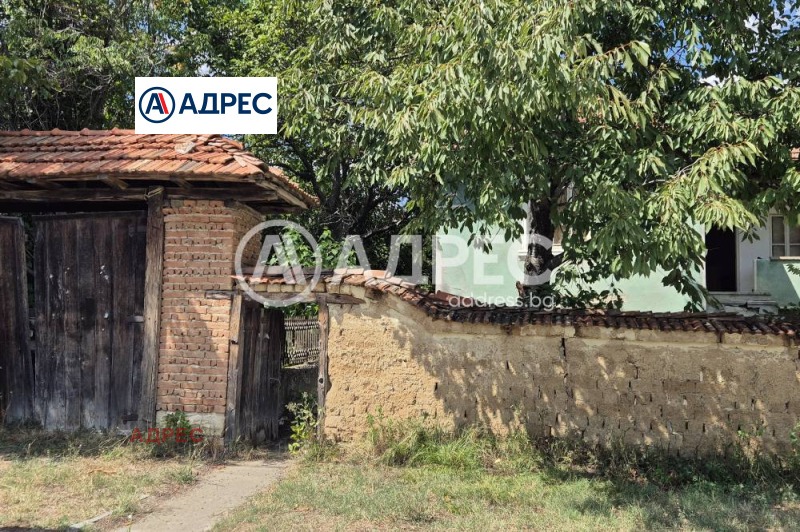 Продава КЪЩА, област Варна, с. Аспарухово • 62000 € / 121261.46 лв. • 15604631 1 — Holmes.bg Продава КЪЩА, област Варна, с. Аспарухово • 62000 € / 121261.46 лв. • 15604631 1