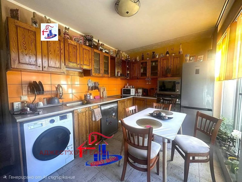 Продава МЕЗОНЕТ, град Шумен, Дивизионна болница • 170000 € / 332491.10 лв. • 78907070 1 — Holmes.bg Продава МЕЗОНЕТ, град Шумен, Дивизионна болница • 170000 € / 332491.10 лв. • 78907070 1