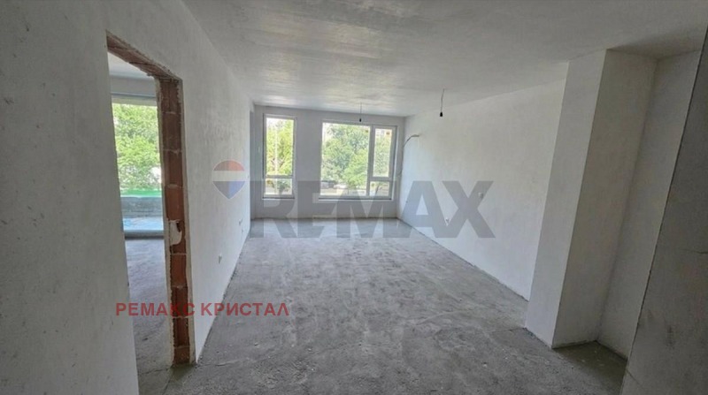 Продава 2-СТАЕН, град Пловдив, Тракия • 93000 € / 181892.19 лв. • 92439516 1 — Holmes.bg Продава 2-СТАЕН, град Пловдив, Тракия • 93000 € / 181892.19 лв. • 92439516 1
