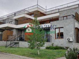 Продава 3-стаен, гр. Ахелой
