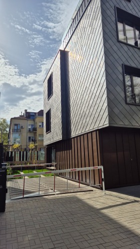 ГАРАЖ, ПАРКОМЯСТО, 14 m2 - Holmes.bg ГАРАЖ, ПАРКОМЯСТО, 14 m2