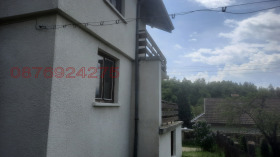 Обява Продава ВИЛА,с. Пчелин, област София>
