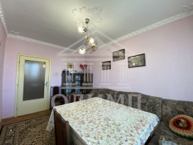 Обява Продава МНОГОСТАЕН,град Добрич, Свети Георги>