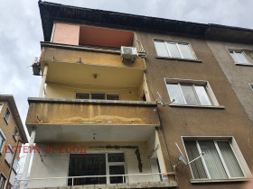 Продажба на етажи от къща в град Пловдив - изображение 19 