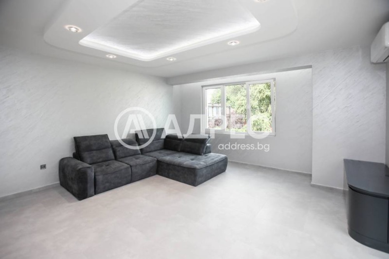 Продава 2-СТАЕН, град София, Център • 250000 € / 488957.50 лв. • 56905858 1 — Holmes.bg Продава 2-СТАЕН, град София, Център • 250000 € / 488957.50 лв. • 56905858 1