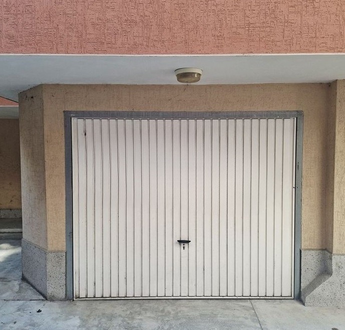 Продава ГАРАЖ, ПАРКОМЯСТО, град Варна, Виница • 23000 € / 44984.09 лв. • 95262171 1 — Holmes.bg Продава ГАРАЖ, ПАРКОМЯСТО, град Варна, Виница • 23000 € / 44984.09 лв. • 95262171 1