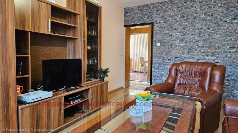 Продава 3-СТАЕН, град Перник, Клепало • 185000 лв. / 94589.00 € • 19551281 1 — Holmes.bg Продава 3-СТАЕН, град Перник, Клепало • 185000 лв. / 94589.00 € • 19551281 1