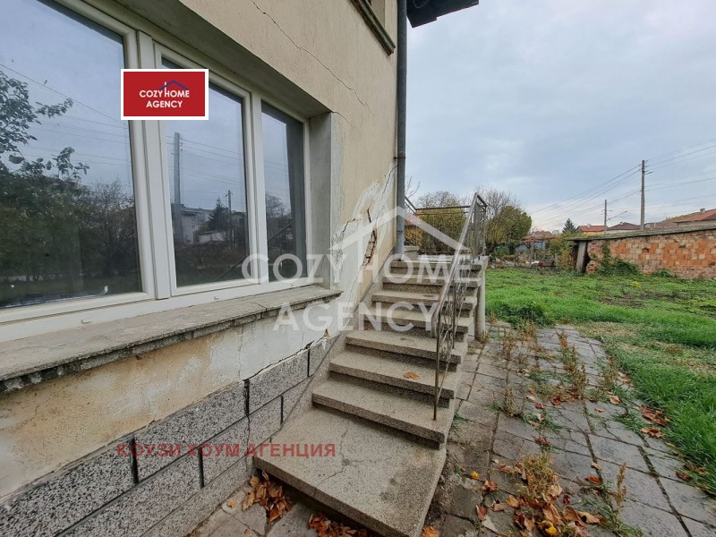 Продава КЪЩА, област София, гр. Сливница • 155000 € / 303153.65 лв. • 29302209 1 — Holmes.bg Продава КЪЩА, област София, гр. Сливница • 155000 € / 303153.65 лв. • 29302209 1