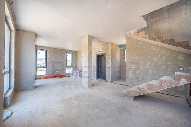 Продава КЪЩА, град Варна, м-т Горна Трака • 298000 € / 582837.34 лв. • 43095716 1 — Holmes.bg Продава КЪЩА, град Варна, м-т Горна Трака • 298000 € / 582837.34 лв. • 43095716 1