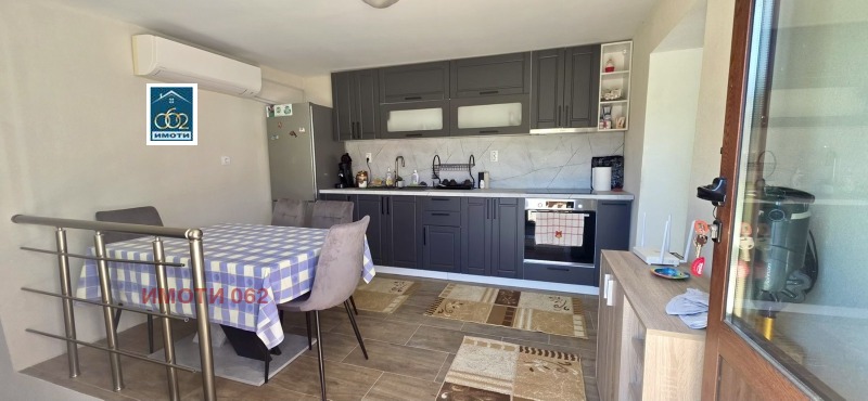 Продава КЪЩА, област Велико Търново, с. Поликраище • 123600 € • 10592456 1 — Holmes.bg Продава КЪЩА, област Велико Търново, с. Поликраище • 123600 € • 10592456 1