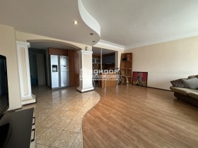 3-СТАЕН, 100 m2 - Holmes.bg 3-СТАЕН, 100 m2