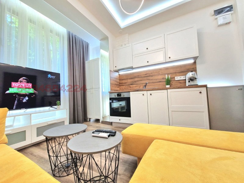 Продава 1-СТАЕН, град Варна, Център • 89900 € / 175829.12 лв. • 42062176 1 — Holmes.bg Продава 1-СТАЕН, град Варна, Център • 89900 € / 175829.12 лв. • 42062176 1