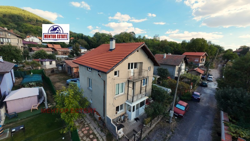 Продава КЪЩА, област Перник, с. Дивотино • 170000 € • 18389975 1 — Holmes.bg Продава КЪЩА, област Перник, с. Дивотино • 170000 € • 18389975 1