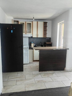 Обява Продава 3-СТАЕН,град Бургас, Меден рудник - зона А