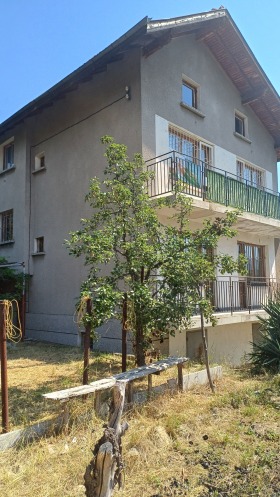 Продава Къща, град София
