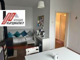 Обява Продава 2-СТАЕН,град Кърджали, Център