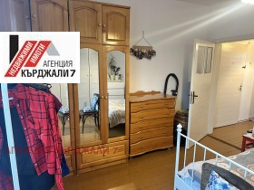 Обява Продава 2-СТАЕН,град Кърджали, Център