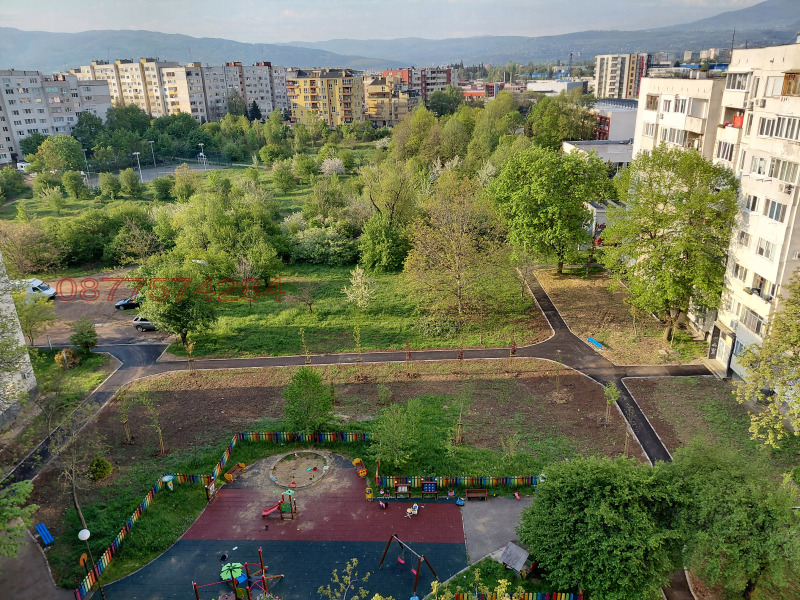 Продава 3-СТАЕН, град София, Дружба 2 • 230000 € / 449840.90 лв. • 34133573 1 — Holmes.bg Продава 3-СТАЕН, град София, Дружба 2 • 230000 € / 449840.90 лв. • 34133573 1
