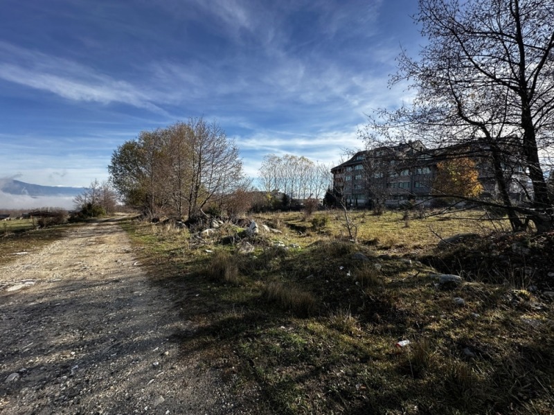 Продава ПАРЦЕЛ, област Благоевград, гр. Разлог • 164560 € / 321851.38 лв. • 72391022 1 — Holmes.bg Продава ПАРЦЕЛ, област Благоевград, гр. Разлог • 164560 € / 321851.38 лв. • 72391022 1