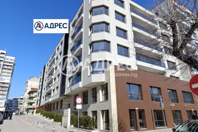 Продава ОФИС, град Варна, Централна поща • 220000 € / 430282.60 лв. • 77415515 1 — Holmes.bg Продава ОФИС, град Варна, Централна поща • 220000 € / 430282.60 лв. • 77415515 1