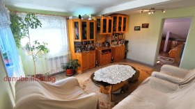 Обява Продава ЕТАЖ ОТ КЪЩА,град Русе, Център
