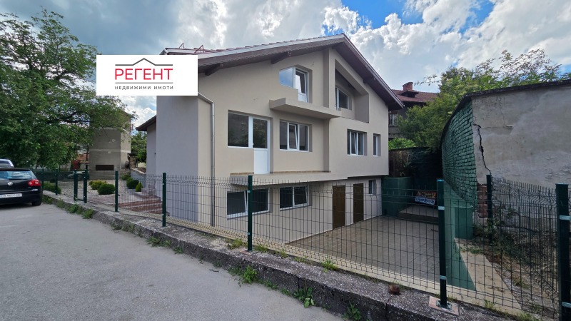 Продава КЪЩА, област Габрово, гр. Трявна • 135000 € / 264037.05 лв. • 54258943 1 — Holmes.bg Продава КЪЩА, област Габрово, гр. Трявна • 135000 € / 264037.05 лв. • 54258943 1