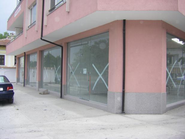 Продава  Магазин град Пазарджик , Център , 53 кв.м | 12119908 - изображение [3]