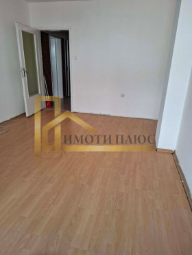 Обява Продава 2-СТАЕН,град Варна, Лятно кино Тракия