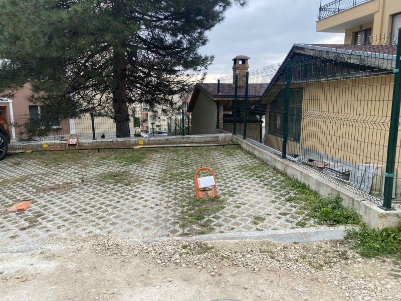 Продава ГАРАЖ, ПАРКОМЯСТО, град Варна, м-т Пчелина • 14000 € / 27381.62 лв. • 42224120 1 — Holmes.bg Продава ГАРАЖ, ПАРКОМЯСТО, град Варна, м-т Пчелина • 14000 € / 27381.62 лв. • 42224120 1