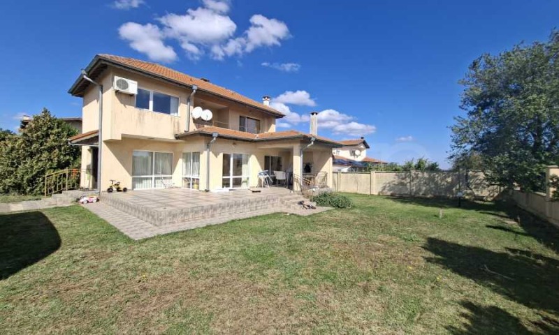 Продава КЪЩА, област Добрич, с. Соколово • 234000 € • 12798492 1 — Holmes.bg Продава КЪЩА, област Добрич, с. Соколово • 234000 € • 12798492 1