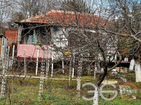 Обява Продава КЪЩА,град Варна, м-т Боровец - юг