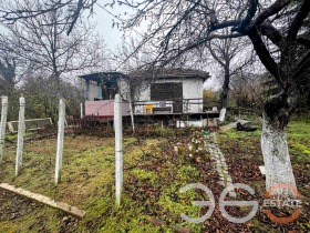 Обява Продава КЪЩА,град Варна, м-т Боровец - юг