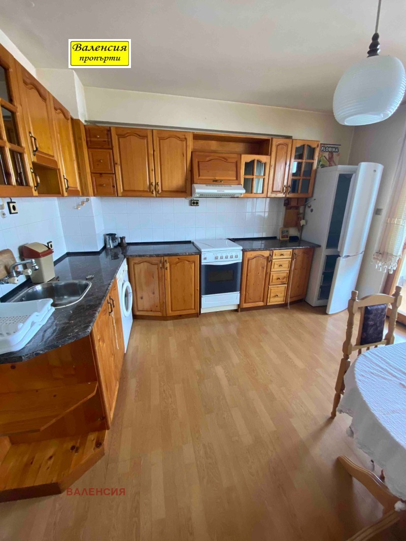 Продава 4-СТАЕН, град Враца, Дъбника • 150000 € / 293374.50 лв. • 76581962 1 — Holmes.bg Продава 4-СТАЕН, град Враца, Дъбника • 150000 € / 293374.50 лв. • 76581962 1