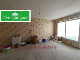 Продажба на тристайни апартаменти в област Перник - изображение 9 