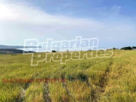 Обява Продава ПАРЦЕЛ,с. Синеморец, област Бургас