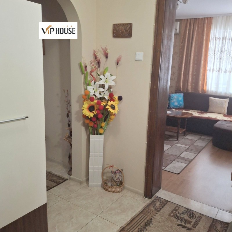 Продава ЕТАЖ ОТ КЪЩА, град Пазарджик, Център • 139900 € • 90451014 1 — Holmes.bg Продава ЕТАЖ ОТ КЪЩА, град Пазарджик, Център • 139900 € • 90451014 1