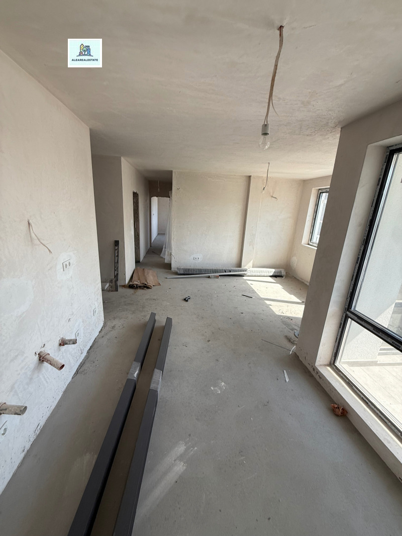Продава 3-СТАЕН, град София, Бенковски • 200200 € • 27608282 1 — Holmes.bg Продава 3-СТАЕН, град София, Бенковски • 200200 € • 27608282 1