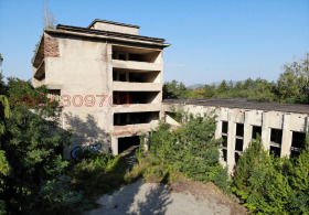 Обява Продава ХОТЕЛ,с. Мало село, област Кюстендил