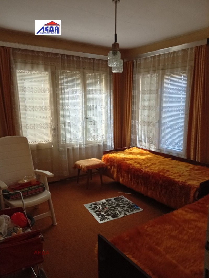 Продава КЪЩА, град Плевен, Широк център • 247000 € • 40469426 1 — Holmes.bg Продава КЪЩА, град Плевен, Широк център • 247000 € • 40469426 1
