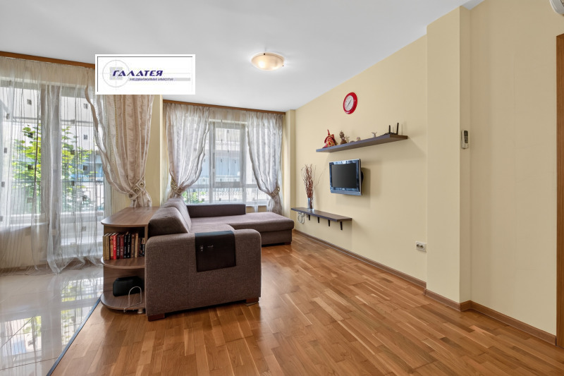 Продава 3-СТАЕН, град Варна, Гръцка махала • 360000 € • 64608914 1 — Holmes.bg Продава 3-СТАЕН, град Варна, Гръцка махала • 360000 € • 64608914 1