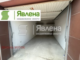 Снимка Продава ГАРАЖ, ПАРКОМЯСТО