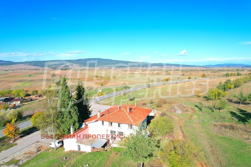 Продава ПАРЦЕЛ, област София, с. Белчин • 479000 € / 936842.57 лв. • 73436045 1 — Holmes.bg Продава ПАРЦЕЛ, област София, с. Белчин • 479000 € / 936842.57 лв. • 73436045 1