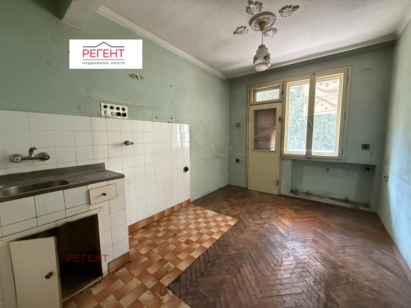 Продава 2-СТАЕН, град Габрово, Център • 86000 € • 31481589 1 — Holmes.bg Продава 2-СТАЕН, град Габрово, Център • 86000 € • 31481589 1