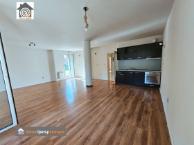 Обява Продава 3-СТАЕН,град София, Оборище