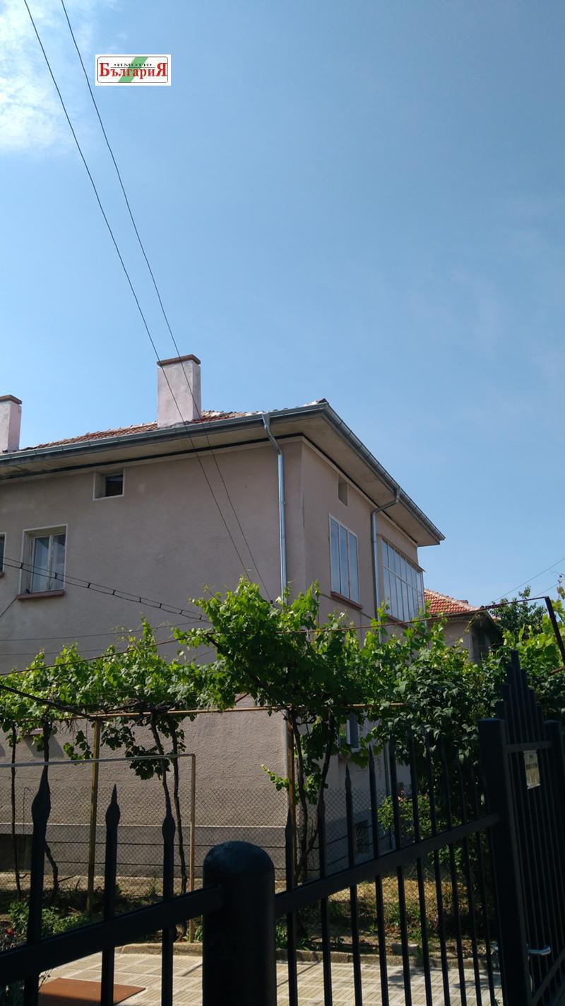Продава  Етаж от къща област Пловдив , гр. Хисаря , 150 кв.м | 97550807
