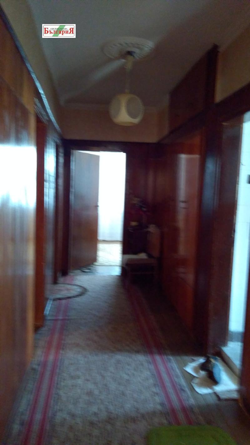 Продава  Етаж от къща област Пловдив , гр. Хисаря , 150 кв.м | 97550807 - изображение [5]