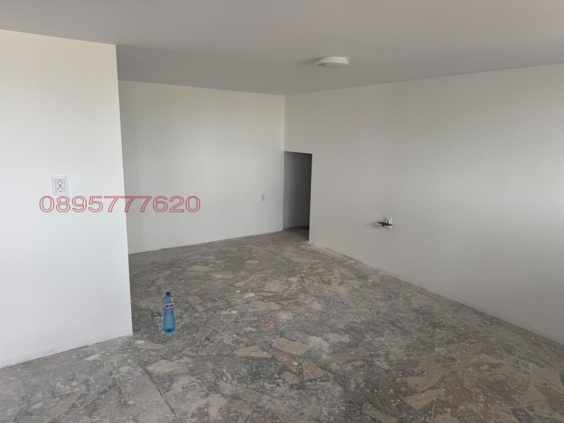 Продава ЕТАЖ ОТ КЪЩА, град Русе, Дружба 2 • 35000 € / 68454.05 лв. • 93614894 1 — Holmes.bg Продава ЕТАЖ ОТ КЪЩА, град Русе, Дружба 2 • 35000 € / 68454.05 лв. • 93614894 1