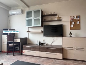 Обява Продава 3-СТАЕН,град Русе, Център